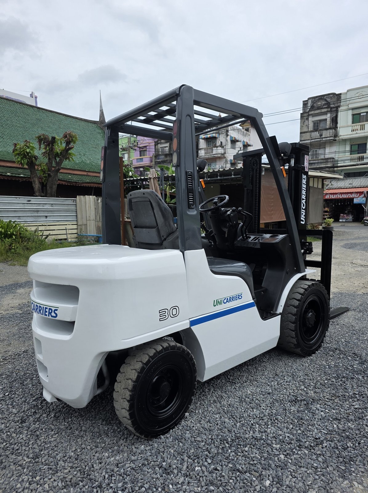 รถโฟล์คลิฟท์มือสอง Unicarriers 3 ตัน รถโฟล์คลิฟท์มือสอง Unicarriers 3 ตัน