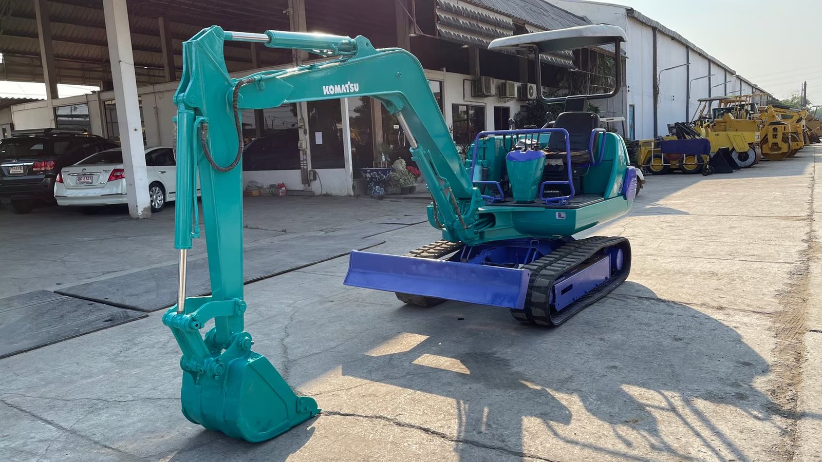 komatsu PC20-7 280,000 รถอยู่ปทุมธานี สนใจติดต่อโอ๊ต 086-307-6458 komatsu PC20-7 280,000 รถอยู่ปทุมธานี สนใจติดต่อโอ๊ต 086-307-6458