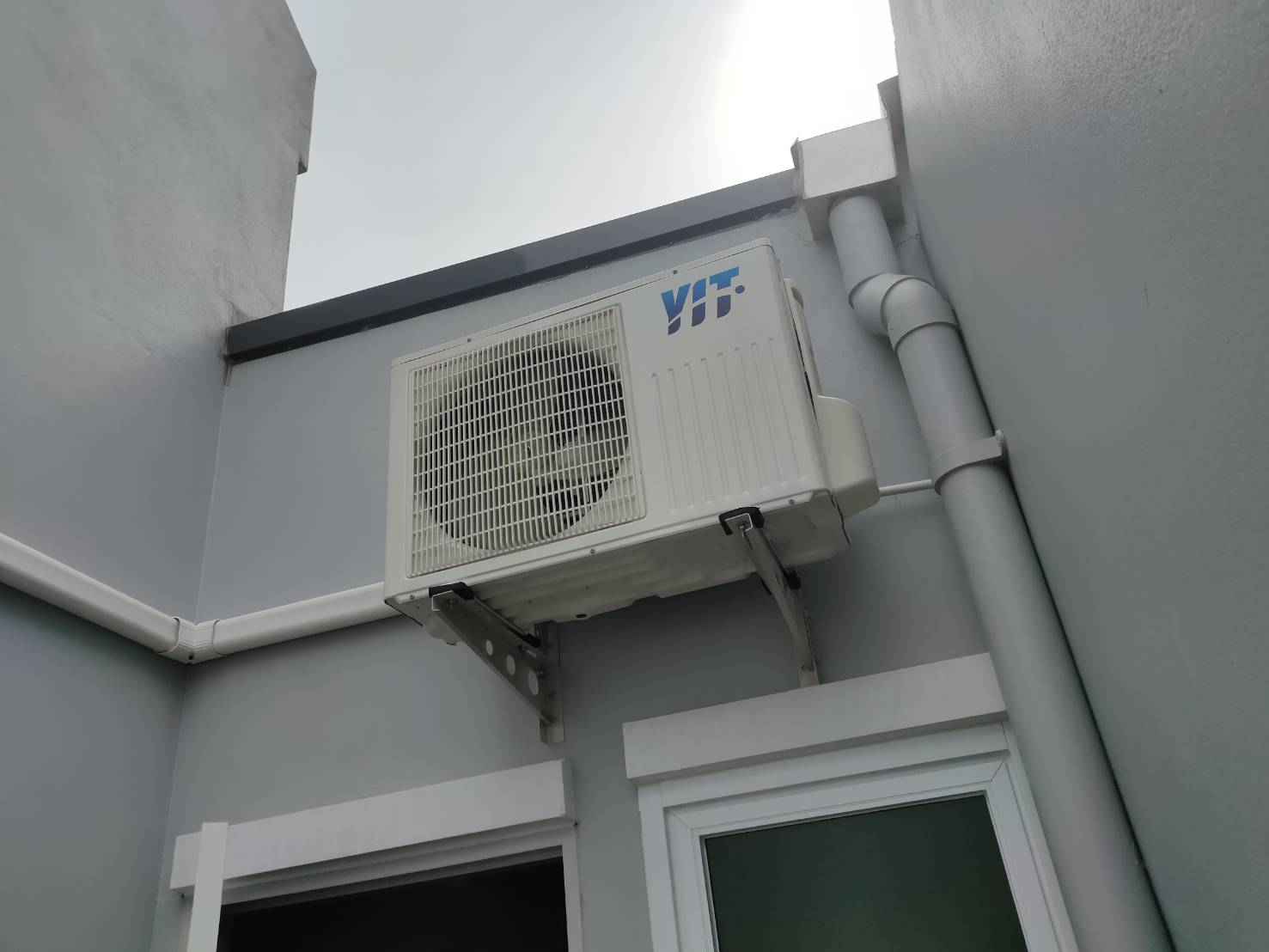 YITเครื่องปรับอากาศR32รุ่นYSACขนาด19000BTUติดผนังSTANDARDผู้นำด้านความเย็นระดับโลก35ปีPREORDERฟรีSOU YITเครื่องปรับอากาศR32รุ่นYSACขนาด19000BTUติดผนังSTANDARDผู้นำด้านความเย็นระดับโลก35ปีPREORDERฟรีSOU