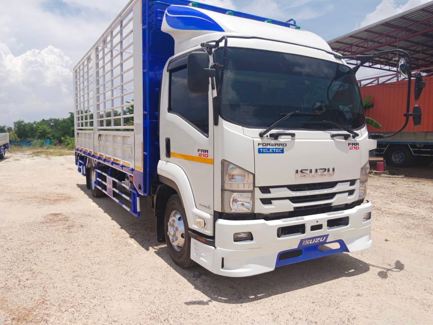 ✅️รถ6ล้อ ISUZU FRR210แรงม้า ปี63 กระบะคอก 6.50เมตร