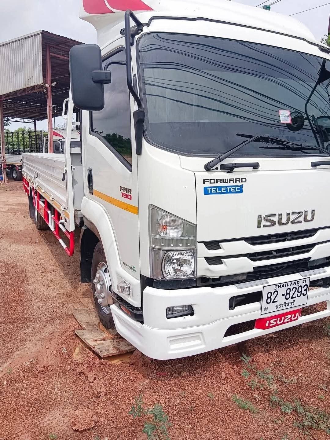 ✅️รถ6ล้อ ISUZU FRR190แรงม้า กระบะสามมิตร 6.50เมตร