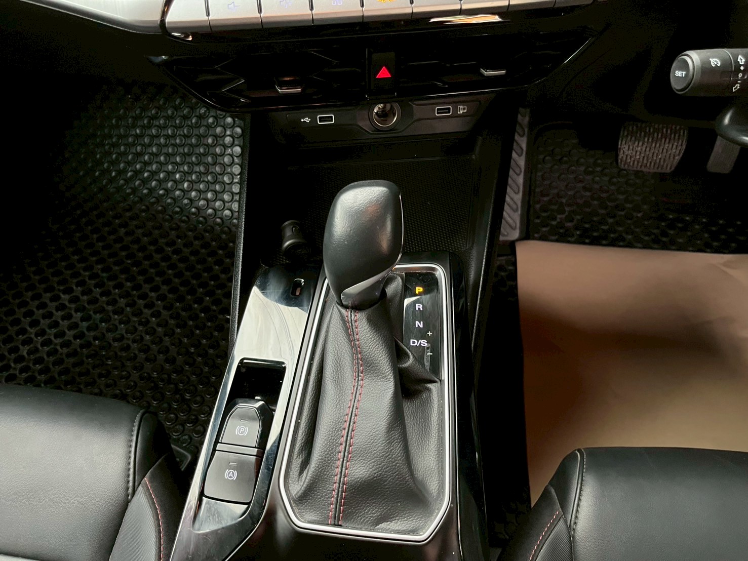 🚘 MG 5 TOP 1.5 X SUNROOF AT ปี 2024