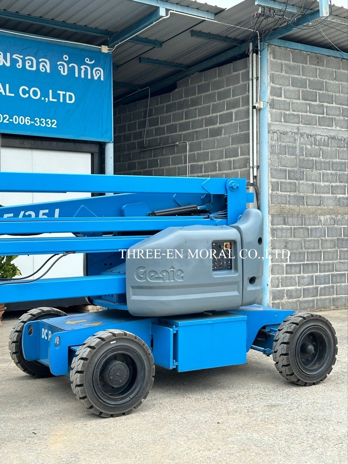 รถกระเช้า Boom Lift Genie Z45-25J รถกระเช้า Boom Lift Genie Z45-25J