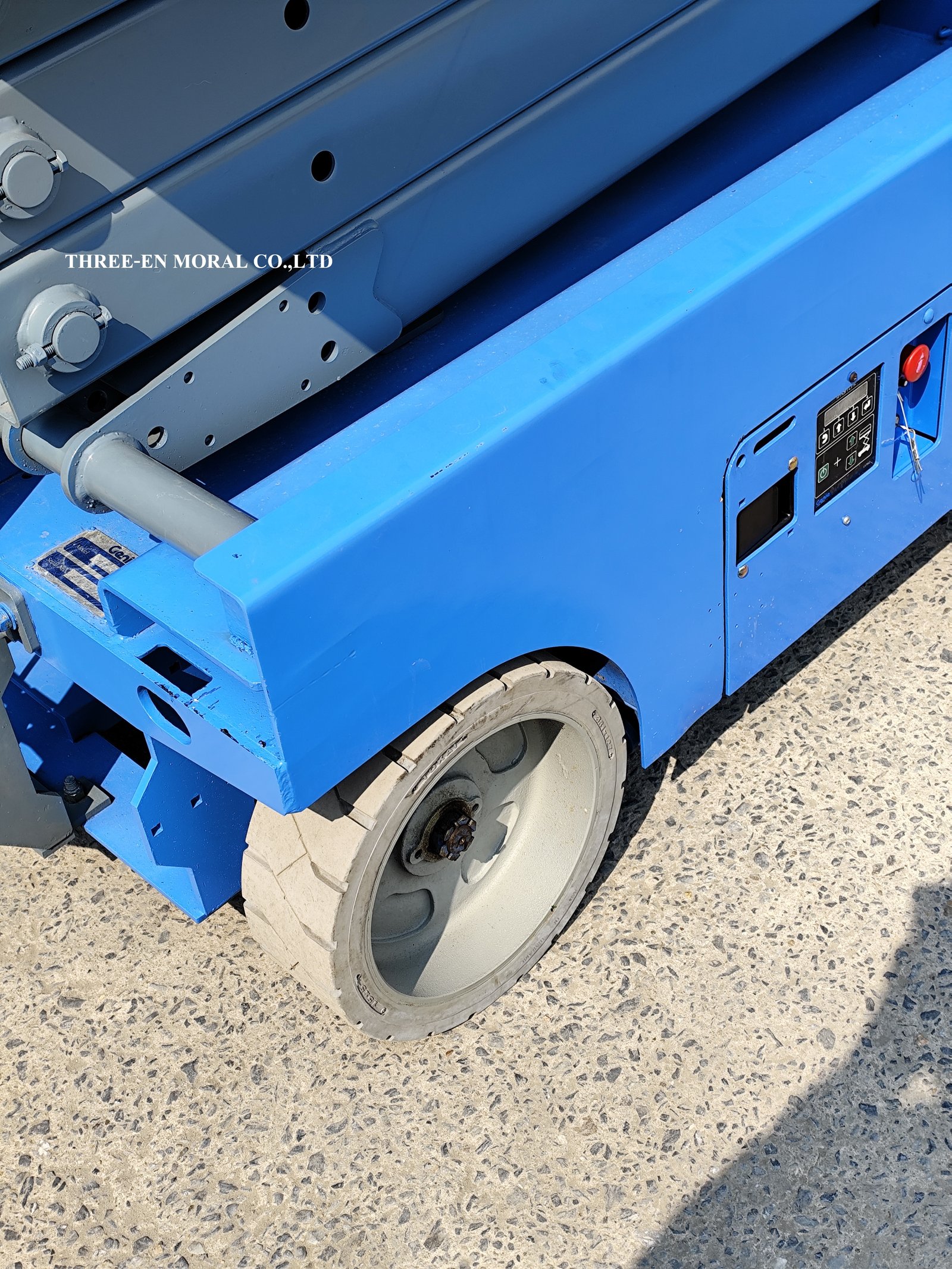 รถกระเช้า Scissor Lift Genie GS-2646 รถกระเช้า Scissor Lift Genie GS-2646