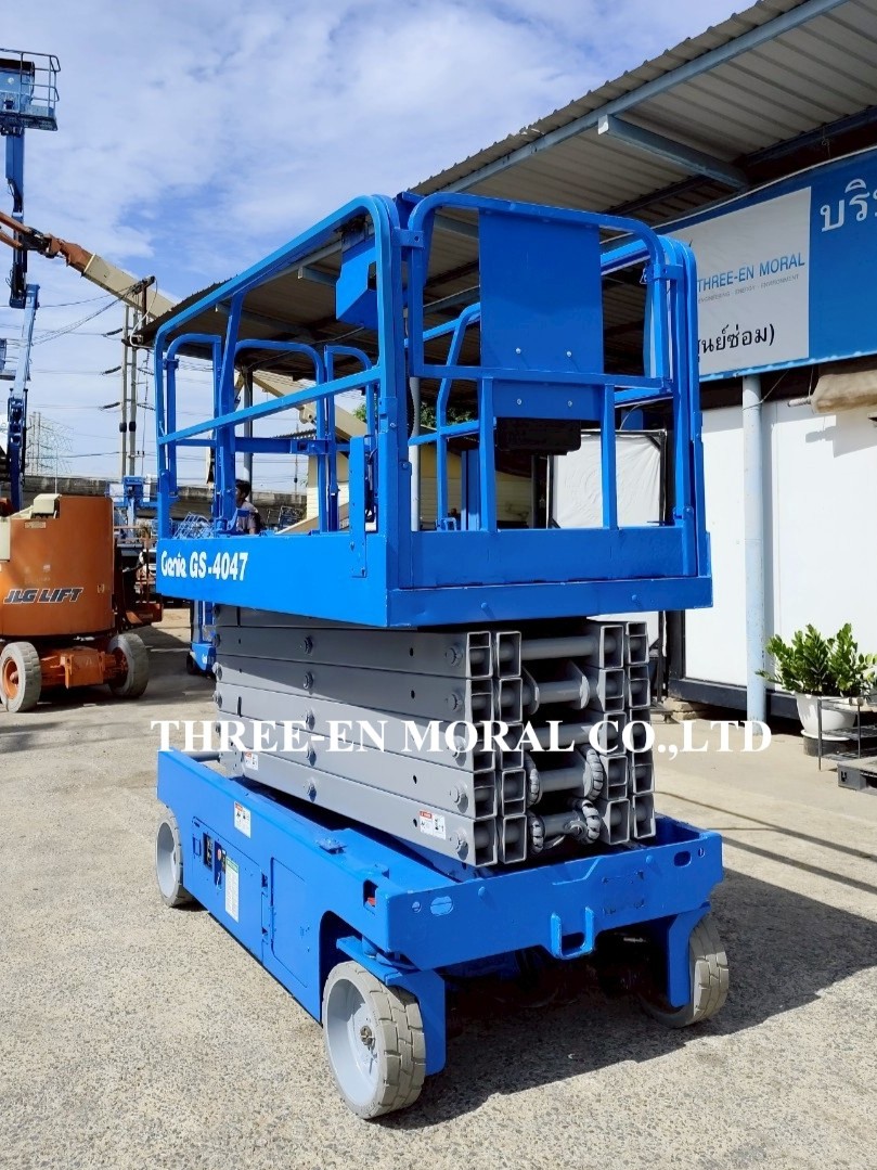 รถกระเช้า Scissor Lift Genie GS-4047