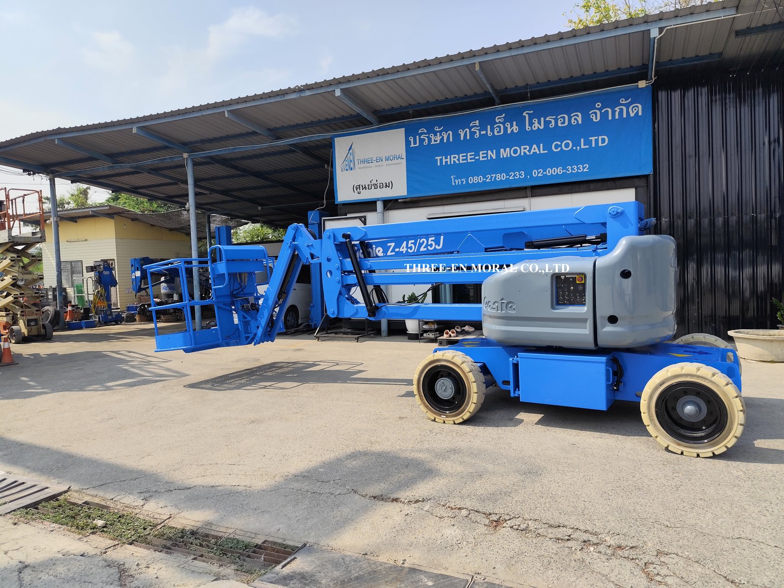 รถกระเช้า Boom Lift Genie Z45-25J