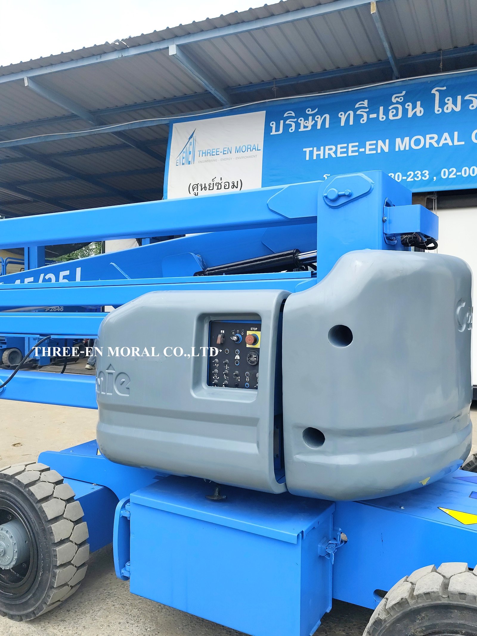 รถกระเช้า Boom Lift Genie Z45-25J รถกระเช้า Boom Lift Genie Z45-25J