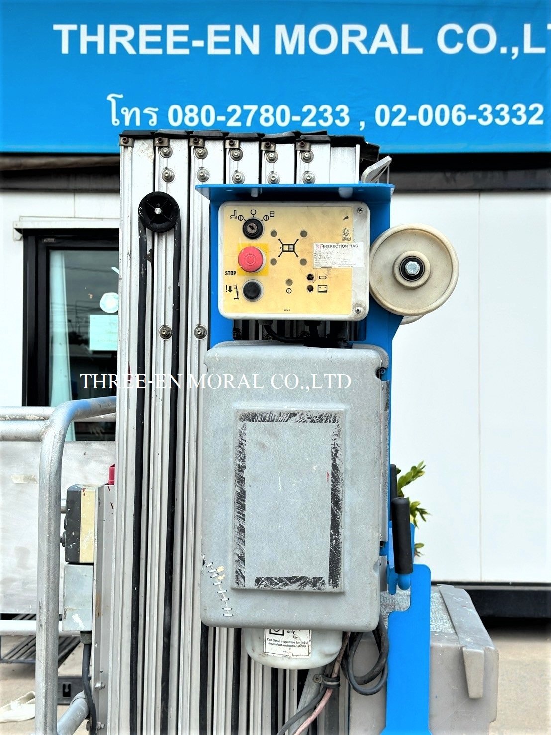 รถกระเช้า Personal Lift Genie AWP30S รถกระเช้า Personal Lift Genie AWP30S