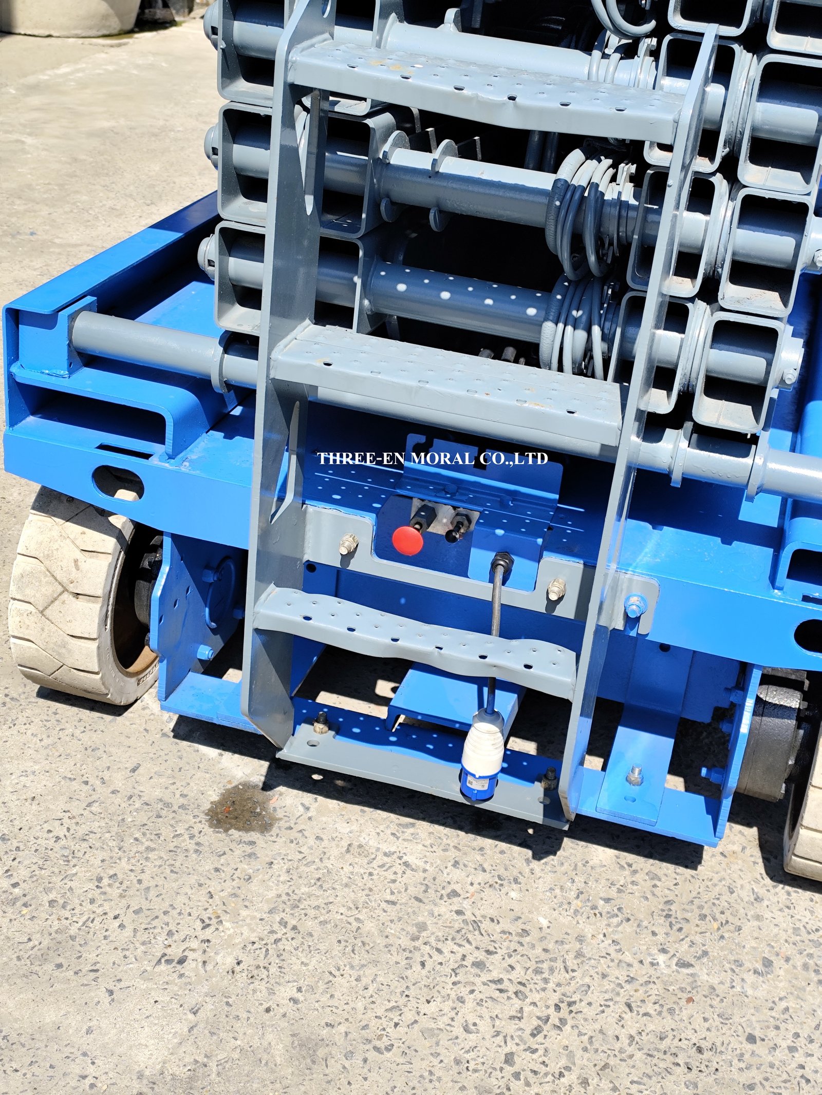 รถกระเช้า Scissor Lift Genie GS-3246