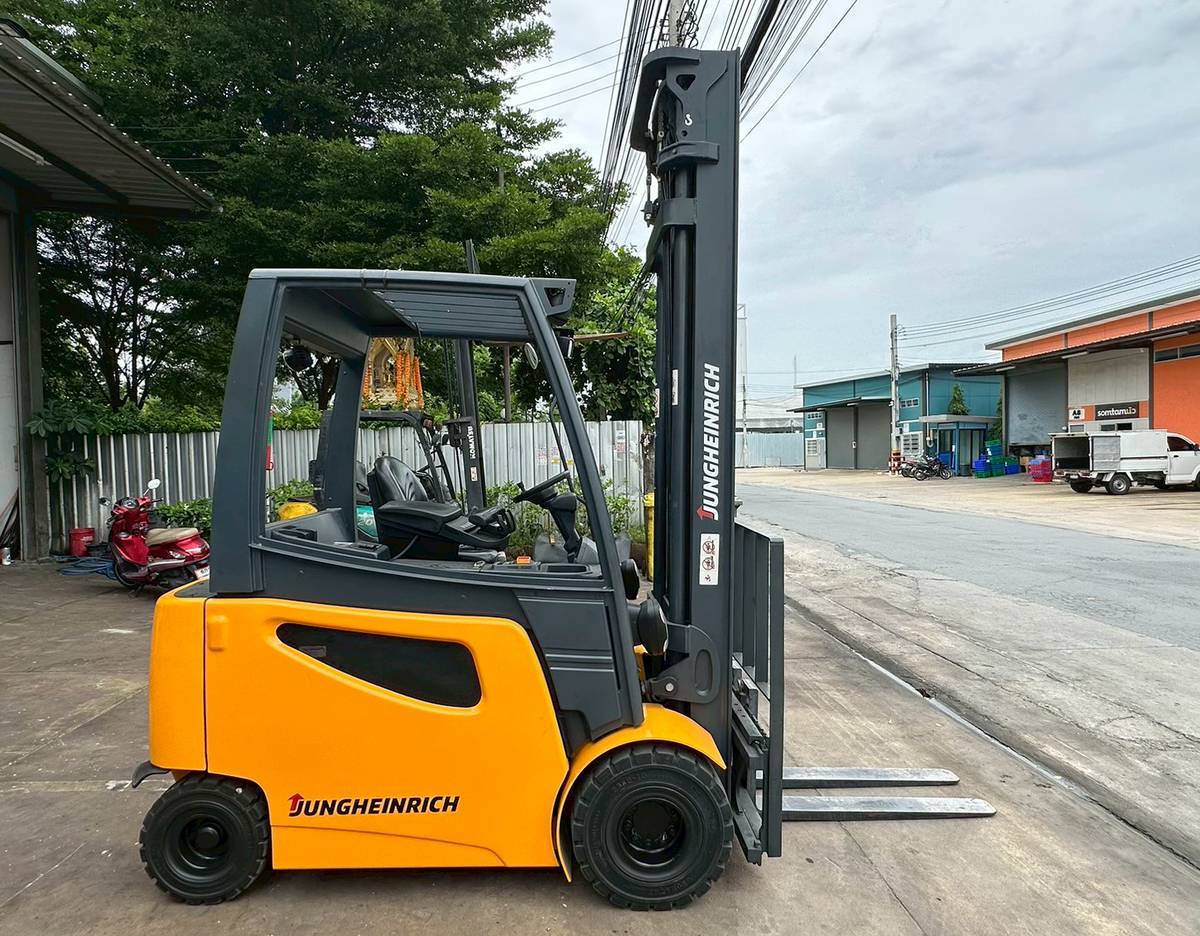 163 รถไฟฟ้านั่งขับ Jungheinrich EFG425k G+E 115-700 DZ