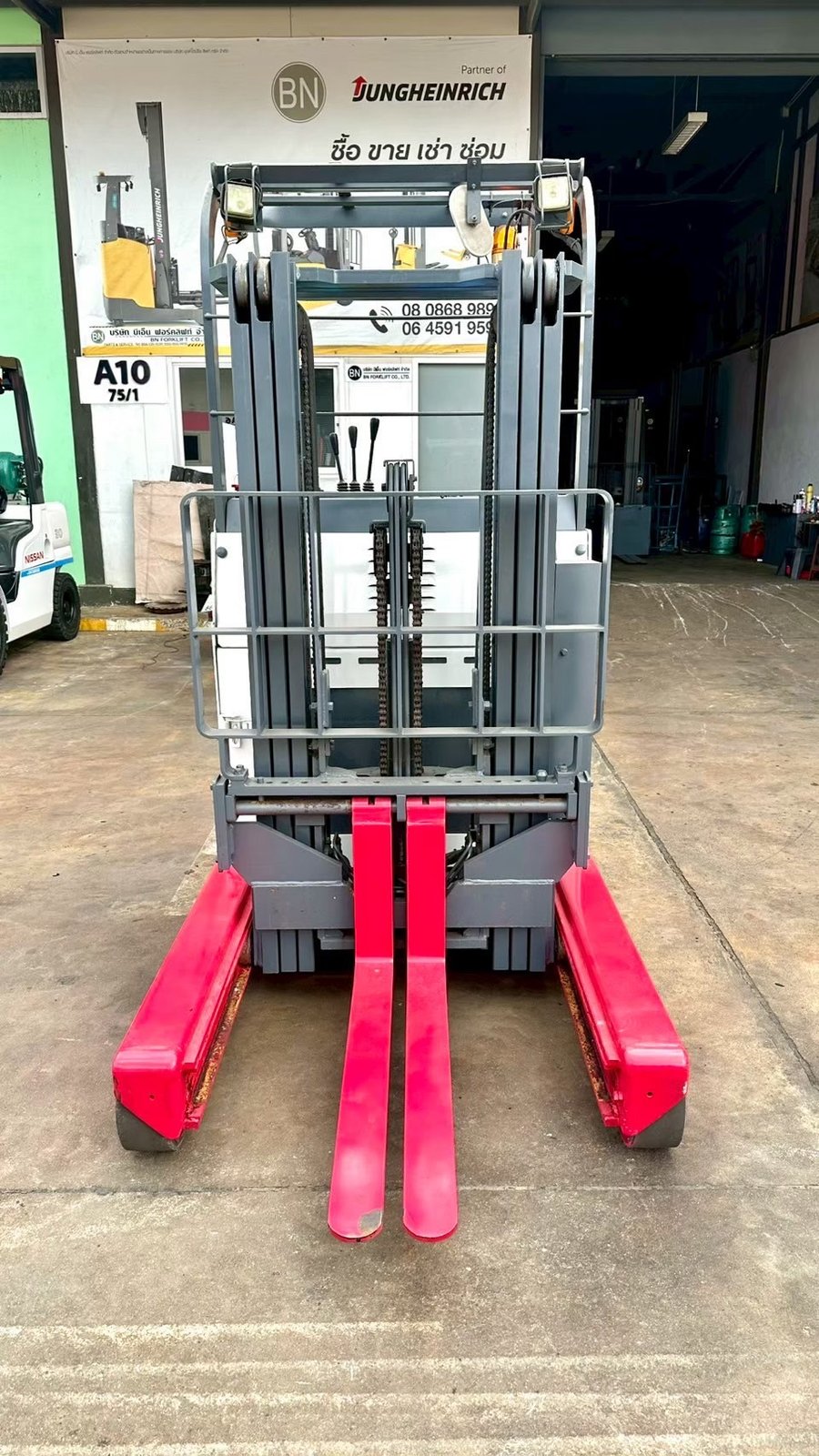 159 รถยกไฟฟ้ายืนขับ Nichiyu FBRW18-75B-400ms 159 รถยกไฟฟ้ายืนขับ Nichiyu FBRW18-75B-400ms
