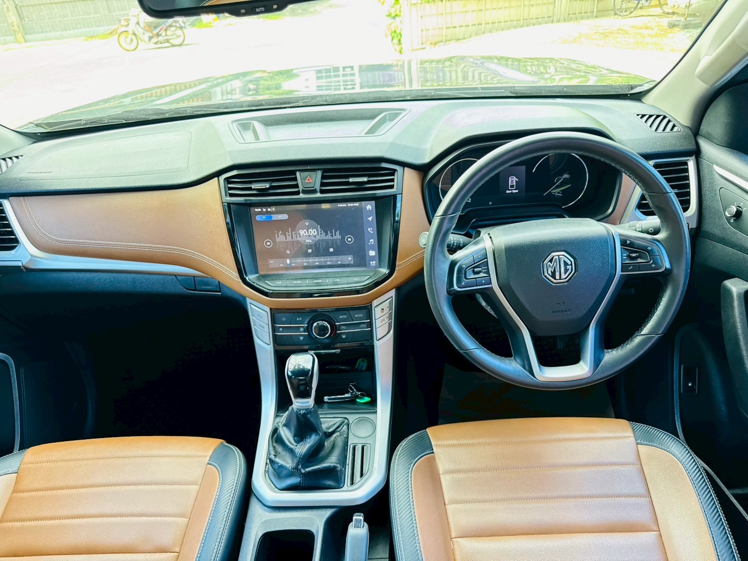 ไมล์แท้ 24,xxx กม #MG EXTENDER GIANTCAB 2.0 GRAND X ปี 2022