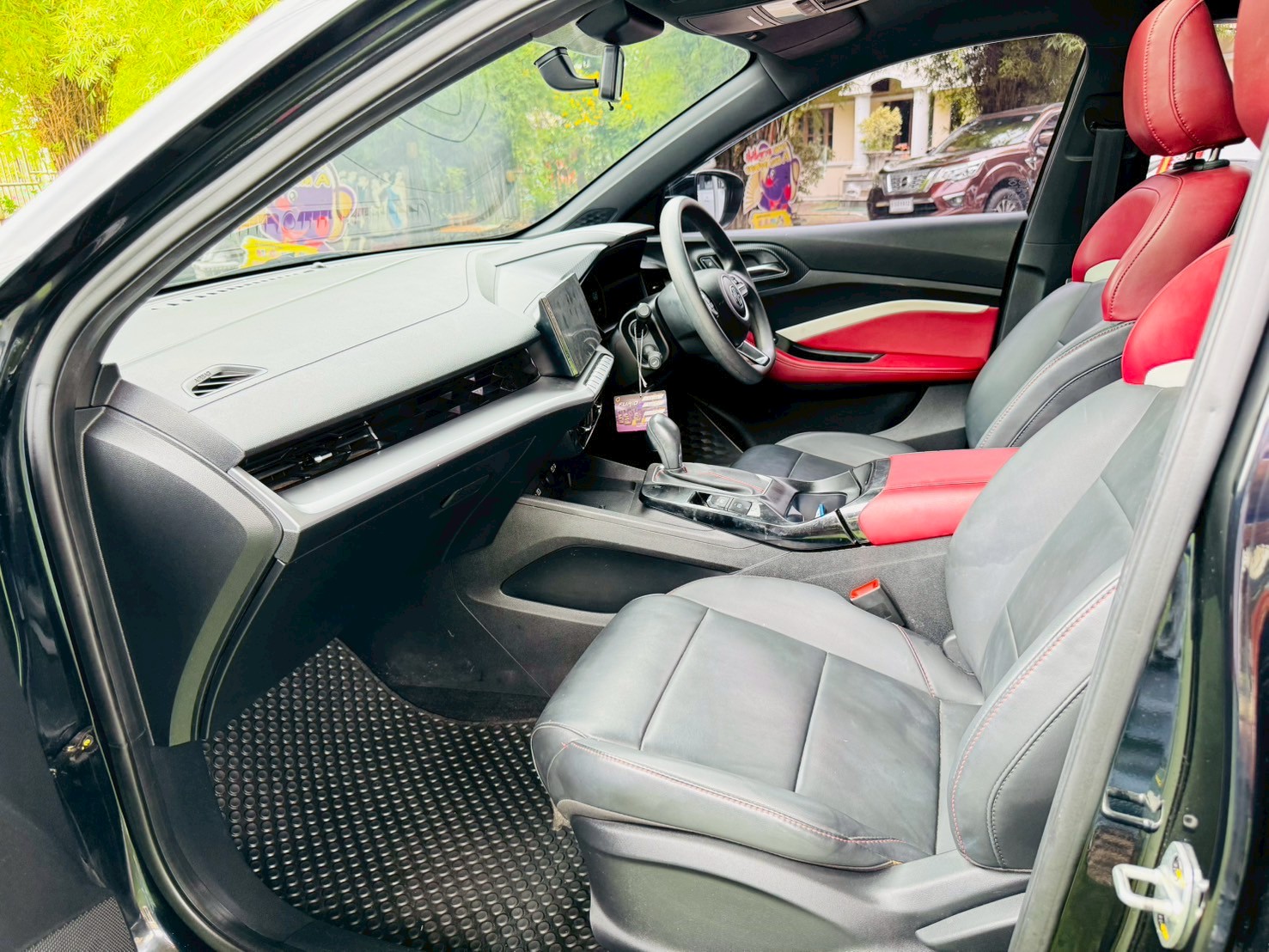 TOP ไมล์แท้ 37,xxx กม #MG MG5 1.5X i-Smart ซันรูฟ ปี 2025