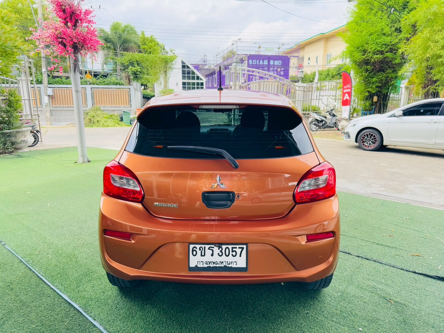 MITSUBISHI MIRAGE 1.2 GLS 2016✅เจ้าของมือเดียวออกป้ายแดง กุญแจสำรองครบ