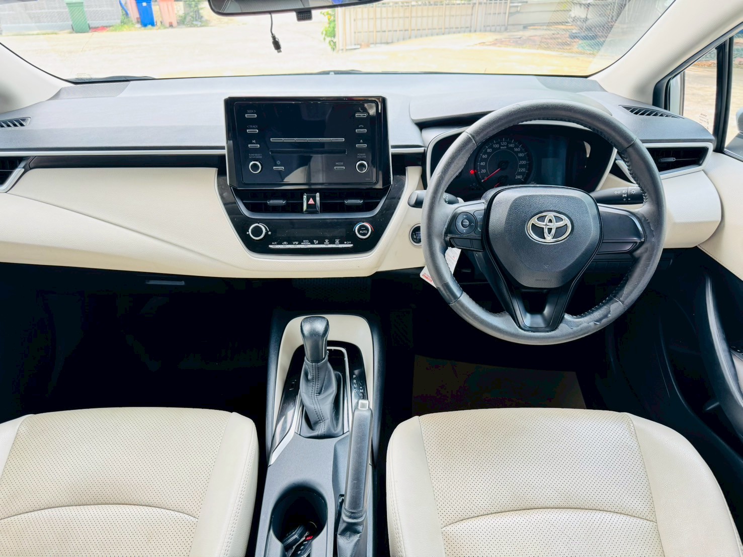 ☑️ไม่ต้องใช้เงินออกรถซักบาท #TOYOTA ALTIS 1.6 G ปี 2019