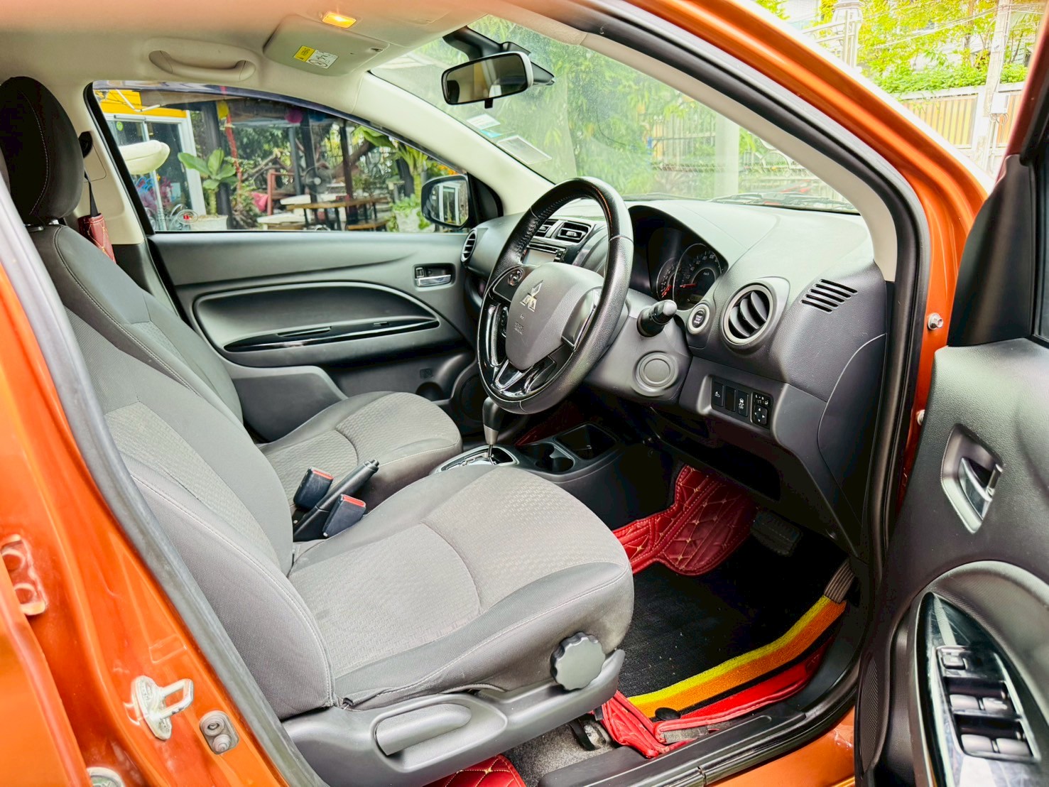 MITSUBISHI MIRAGE 1.2 GLS 2016✅เจ้าของมือเดียวออกป้ายแดง กุญแจสำรองครบ