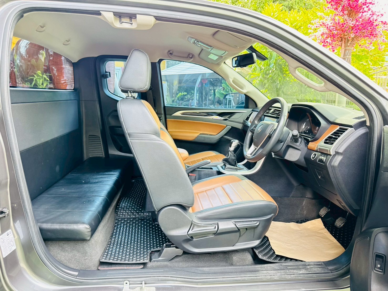 ไมล์แท้ 24,xxx กม #MG EXTENDER GIANTCAB 2.0 GRAND X ปี 2022