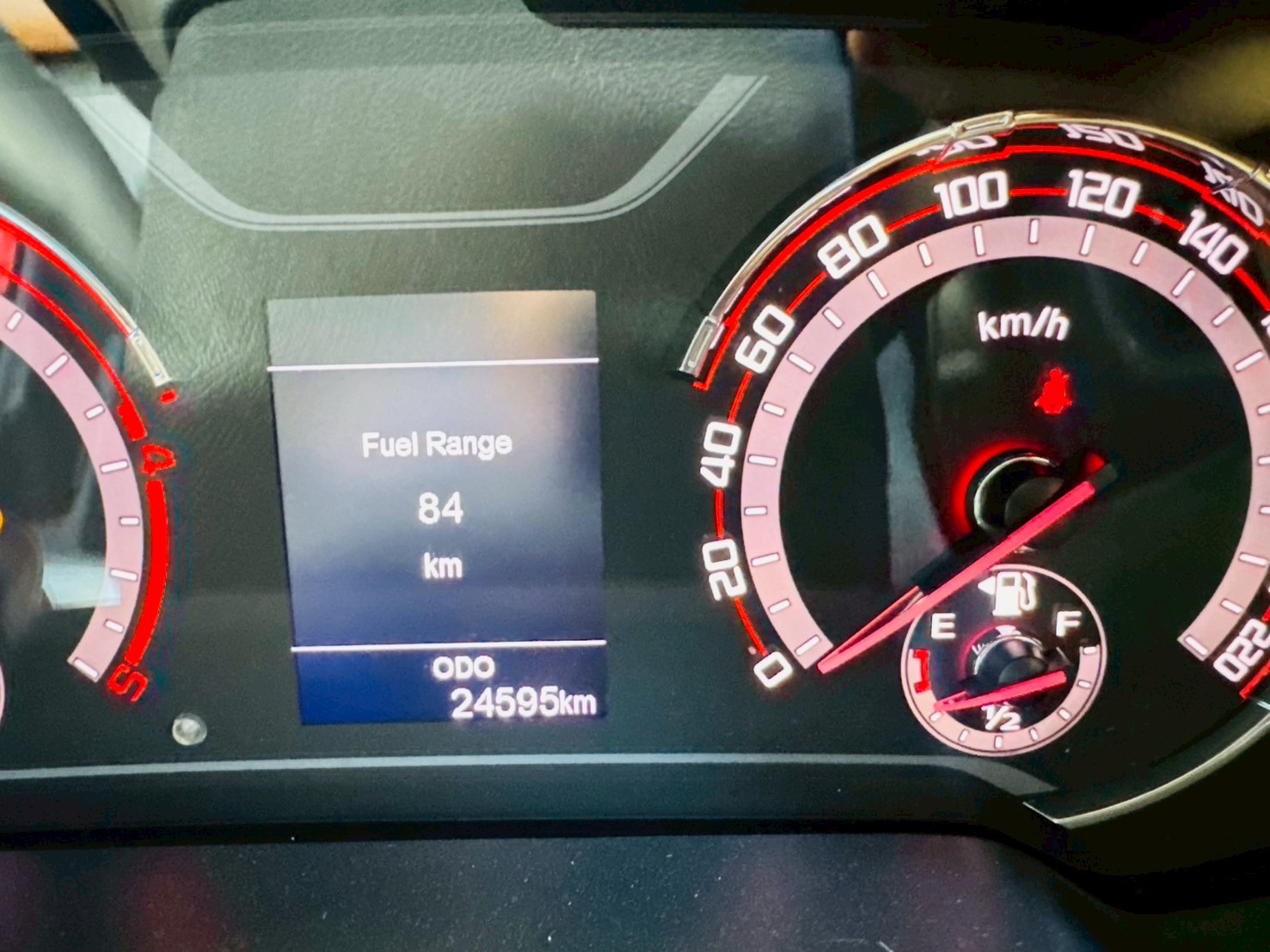 ไมล์แท้ 24,xxx กม #MG EXTENDER GIANTCAB 2.0 GRAND X ปี 2022