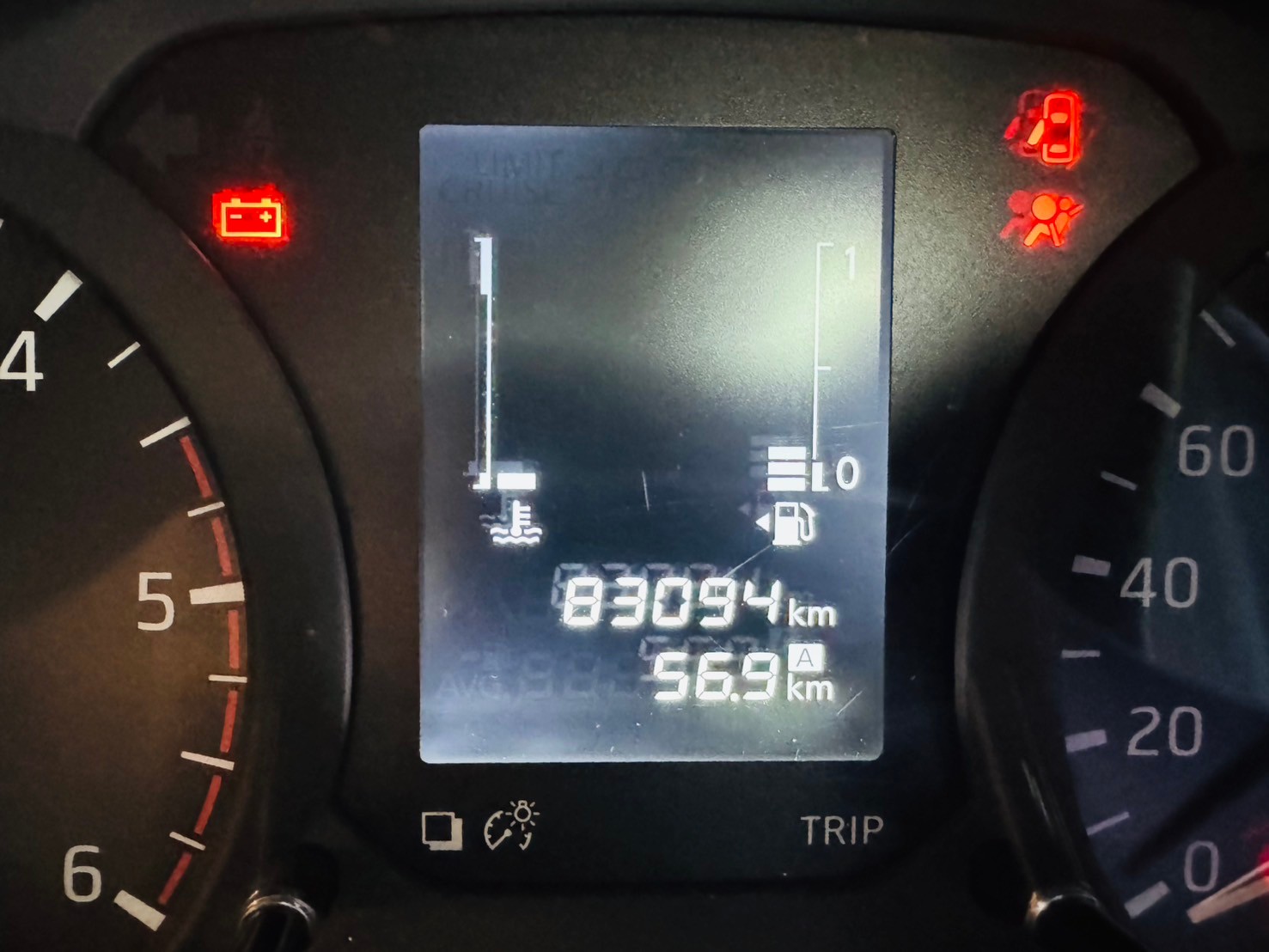 ตู้แห้ง + เสริมแหนบแล้ว #NISSAN NP300 2.5 SL ตอนเดียว ปี 2019