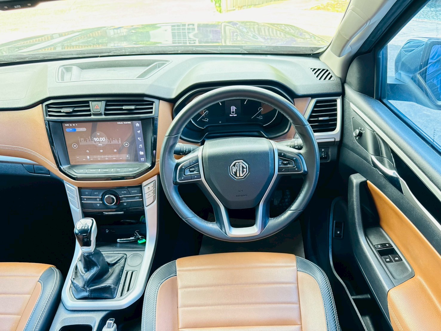 ไมล์แท้ 24,xxx กม #MG EXTENDER GIANTCAB 2.0 GRAND X ปี 2022