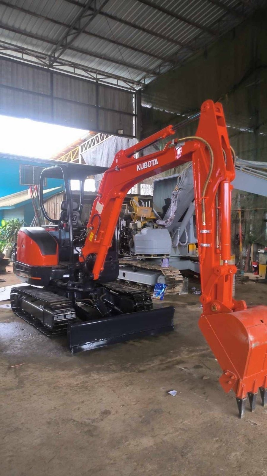 KUBOTA 91-3SX ปี 2561 ทำงาน 3800 ซม KUBOTA 91-3SX ปี 2561 ทำงาน 3800 ซม