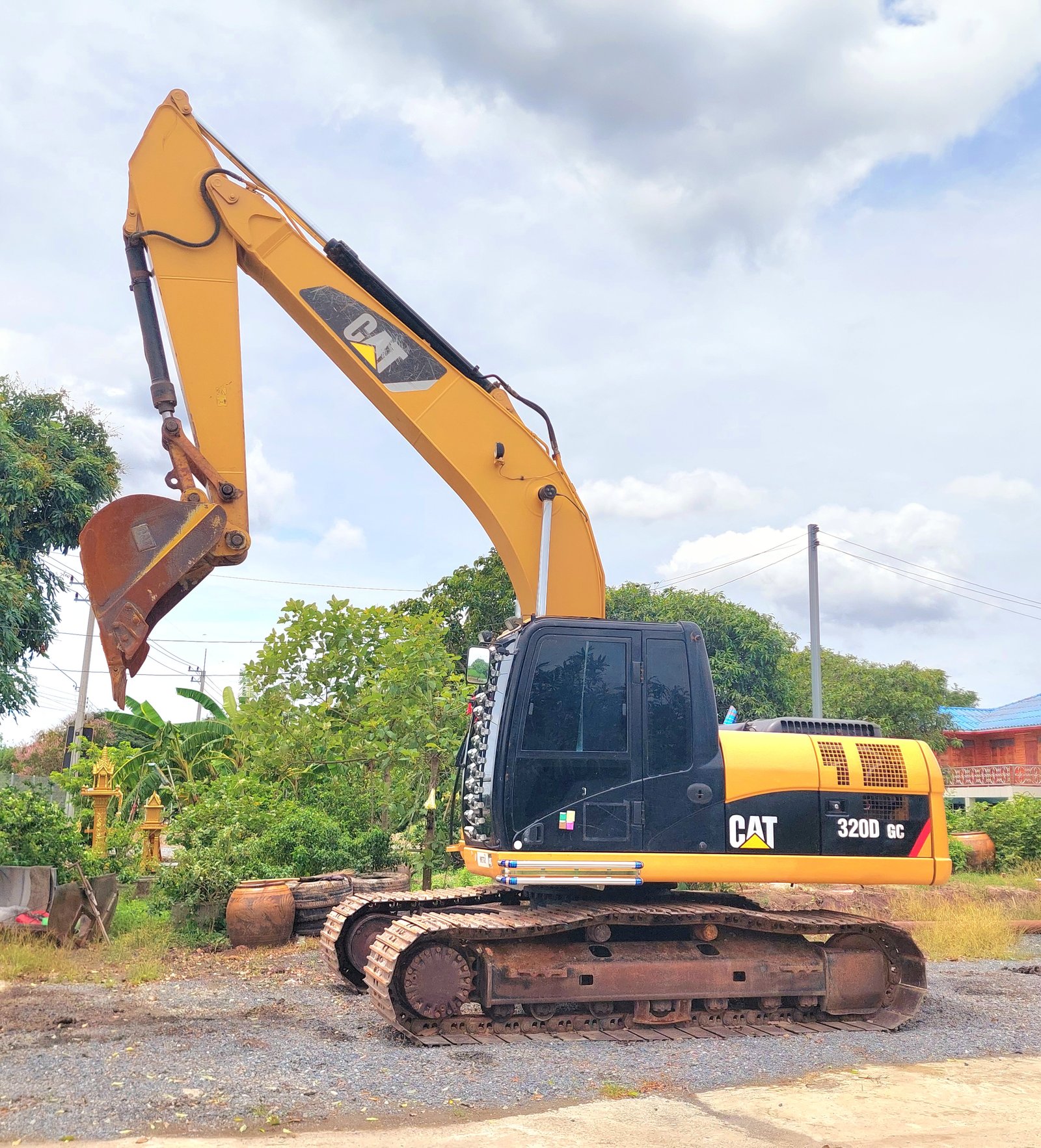 CAT 320D GC
