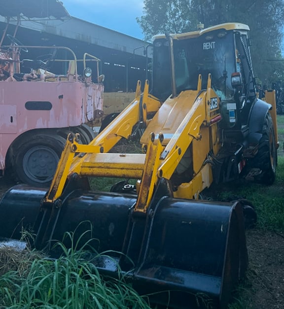 JCB 3CX-4WD ปี 2013 รถตักหน้า-ขุดหลัง