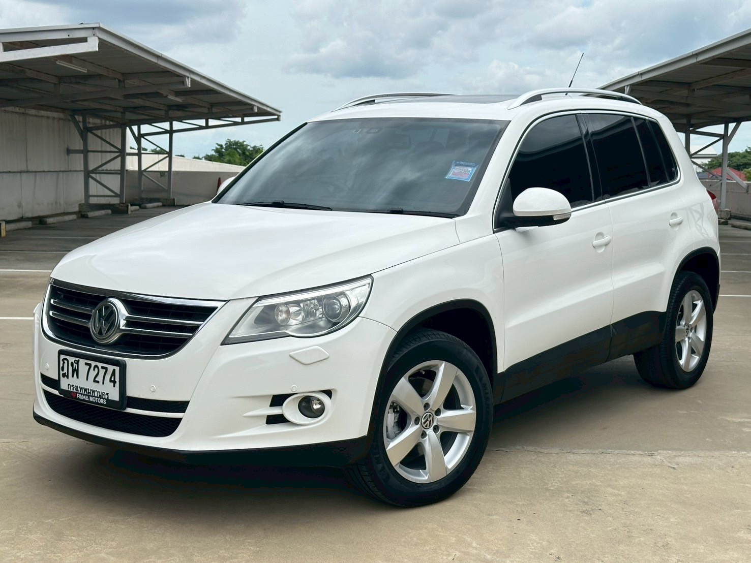 Volkswagen Tiguan TDi 4Motion 2.0L Diesel Turbo Panaromic Glass Roof