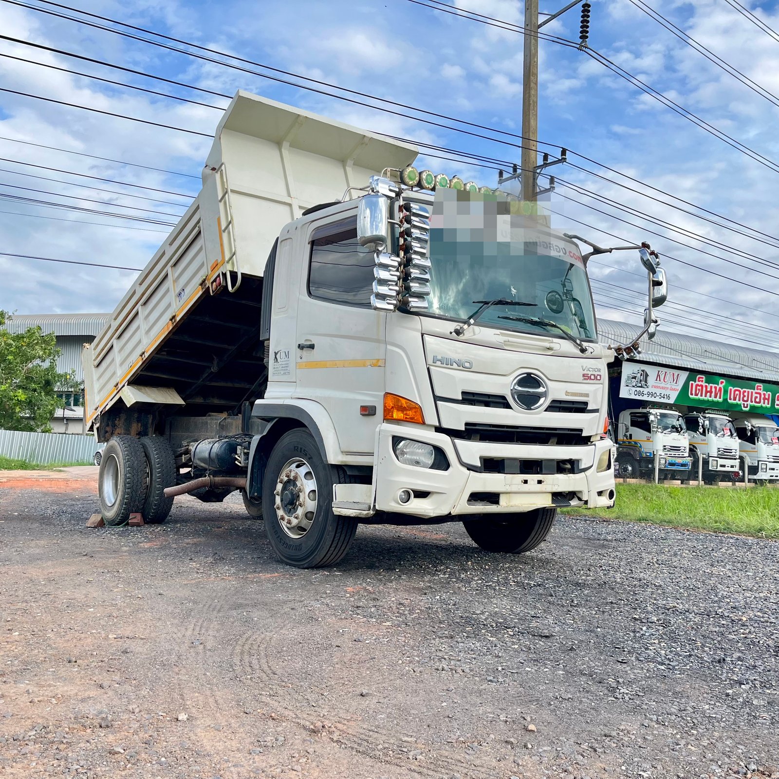 รถเข้ามาใหม่ หกล้อดั้มพ์ Hino Victor ปี 60 เครื่อง 260 แรง