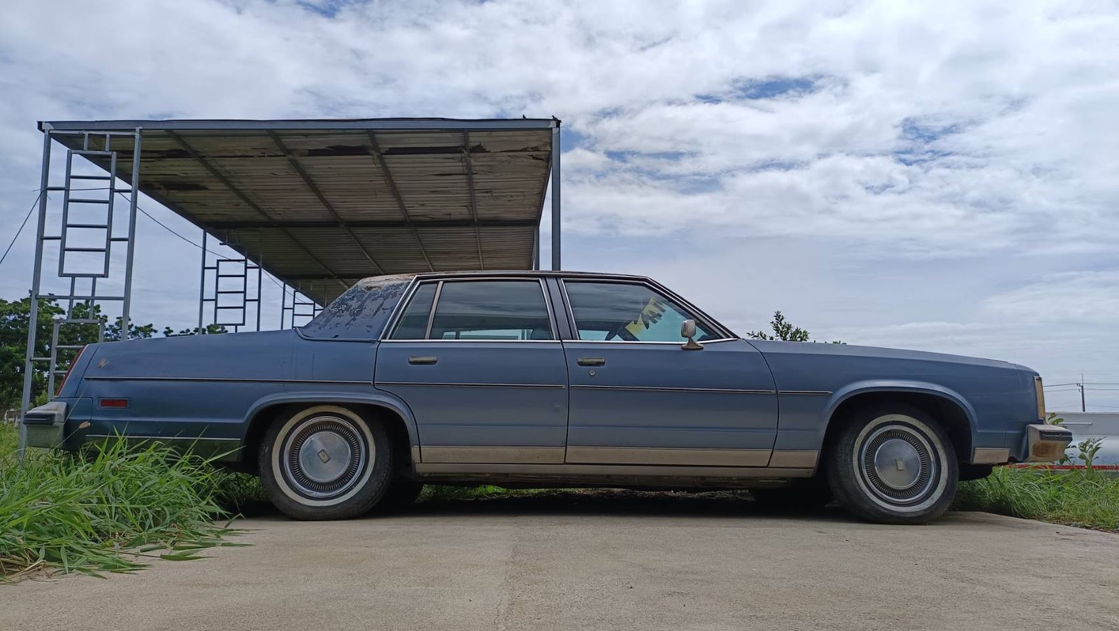 ขายรถยนต์ Oldsmobile 98 ปี 1977 เอกสารทะเบียน + ชุดโอนครบ ทะเบียนแจ้งจอด