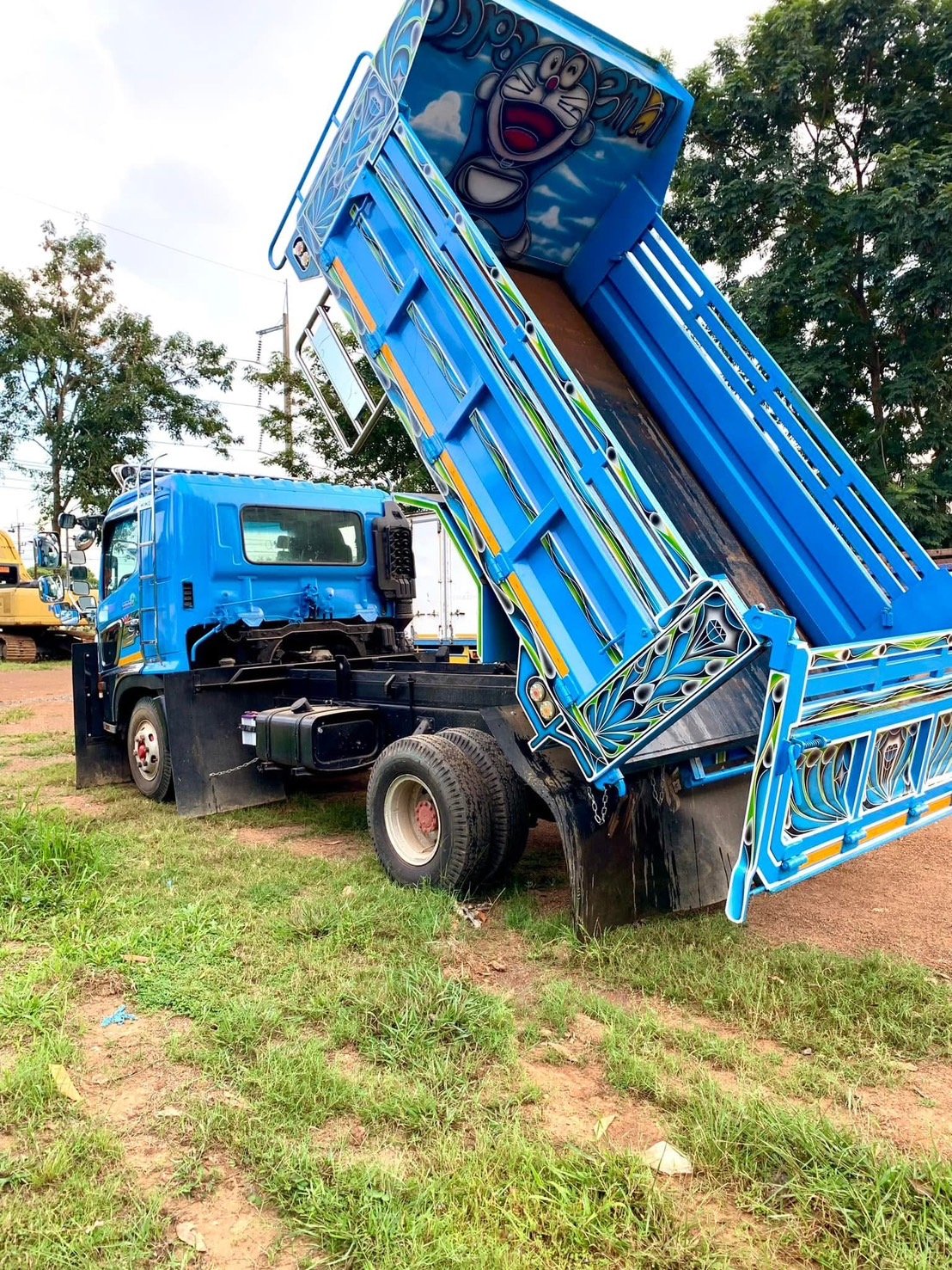 HINO เมก้าแค๊ป JO8E 240 แรง ขายขาดทุน ไม่เคยใช้งาน ขายถูก HINO เมก้าแค๊ป JO8E 240 แรง ขายขาดทุน ไม่เคยใช้งาน ขายถูก