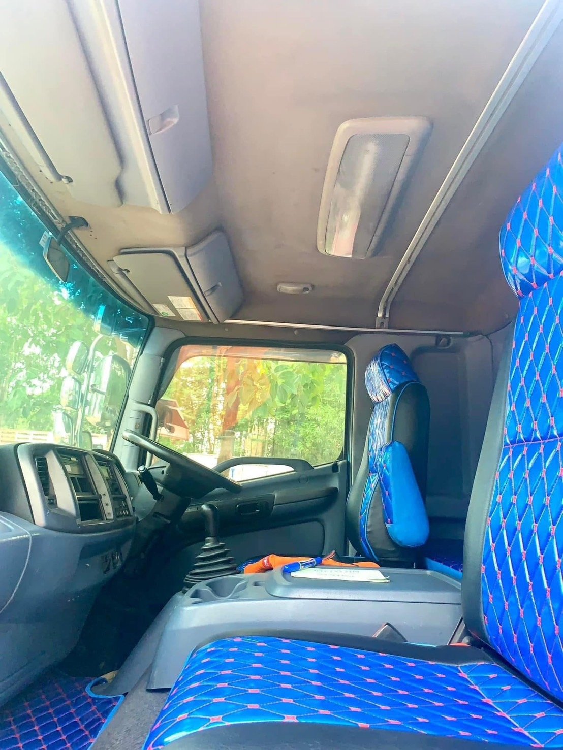 HINO เมก้าแค๊ป JO8E 240 แรง ขายขาดทุน ไม่เคยใช้งาน ขายถูก HINO เมก้าแค๊ป JO8E 240 แรง ขายขาดทุน ไม่เคยใช้งาน ขายถูก