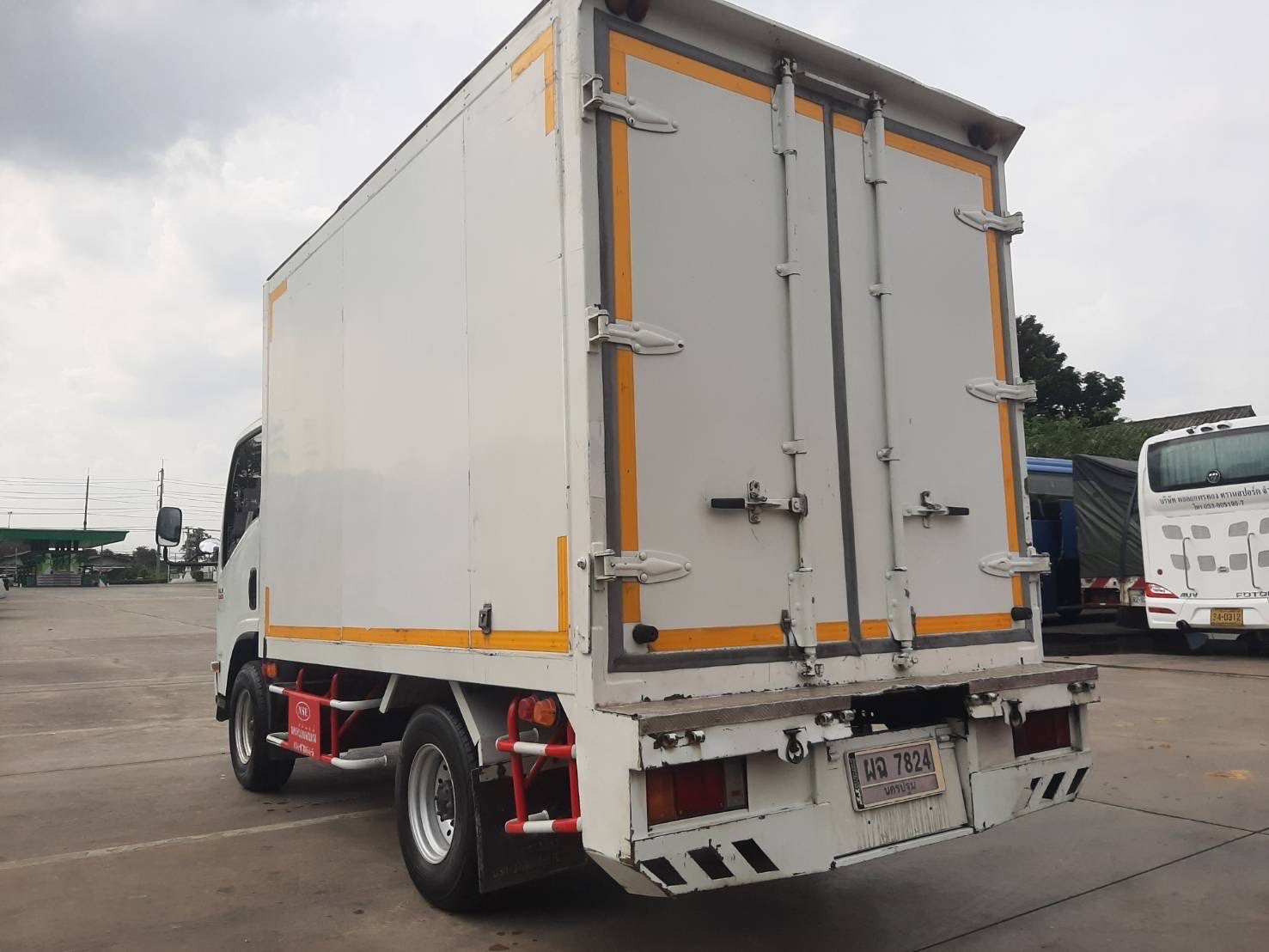 ISUZU NLR130 ปี2018 ไม่ติดเวลา เจ้าของขายเอง