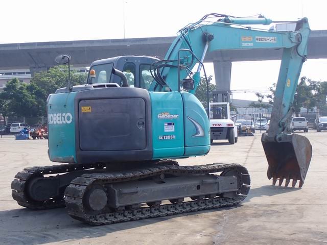 รถแบคโฮมือสองญี่ปุ่น KOBELCO SK135SR-2 YY06