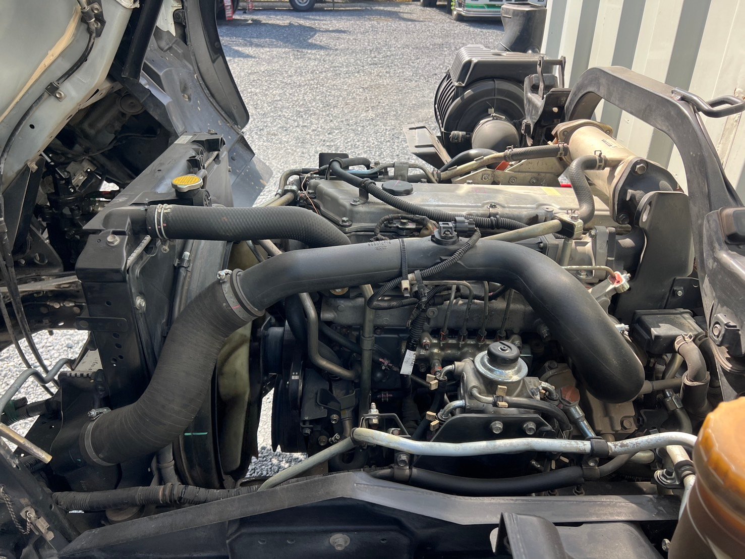 ISUZU FRR 190 ตู้ 10 บาน ยาว 6.5 ม. ปี 62