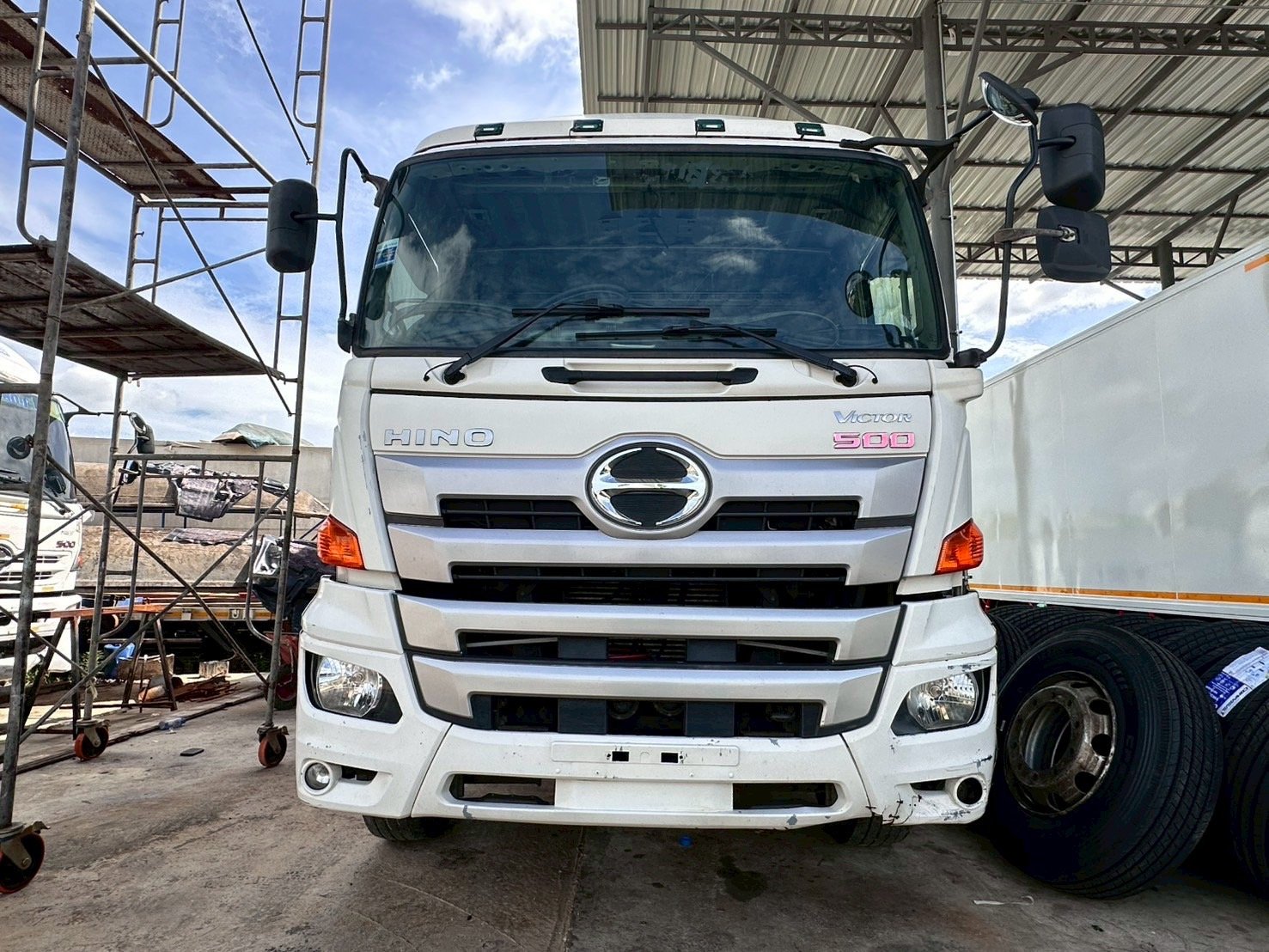 10 ล้อ หัวลาก Hino Victor 344 แรง ปี 64 10 ล้อ หัวลาก Hino Victor 344 แรง ปี 64