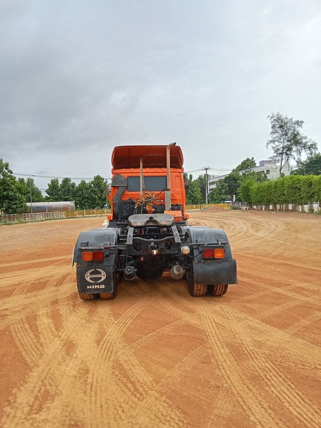 หัวลาก UD 320 ปี 50 มาพร้อมกับระบบดั้ม ปี 50