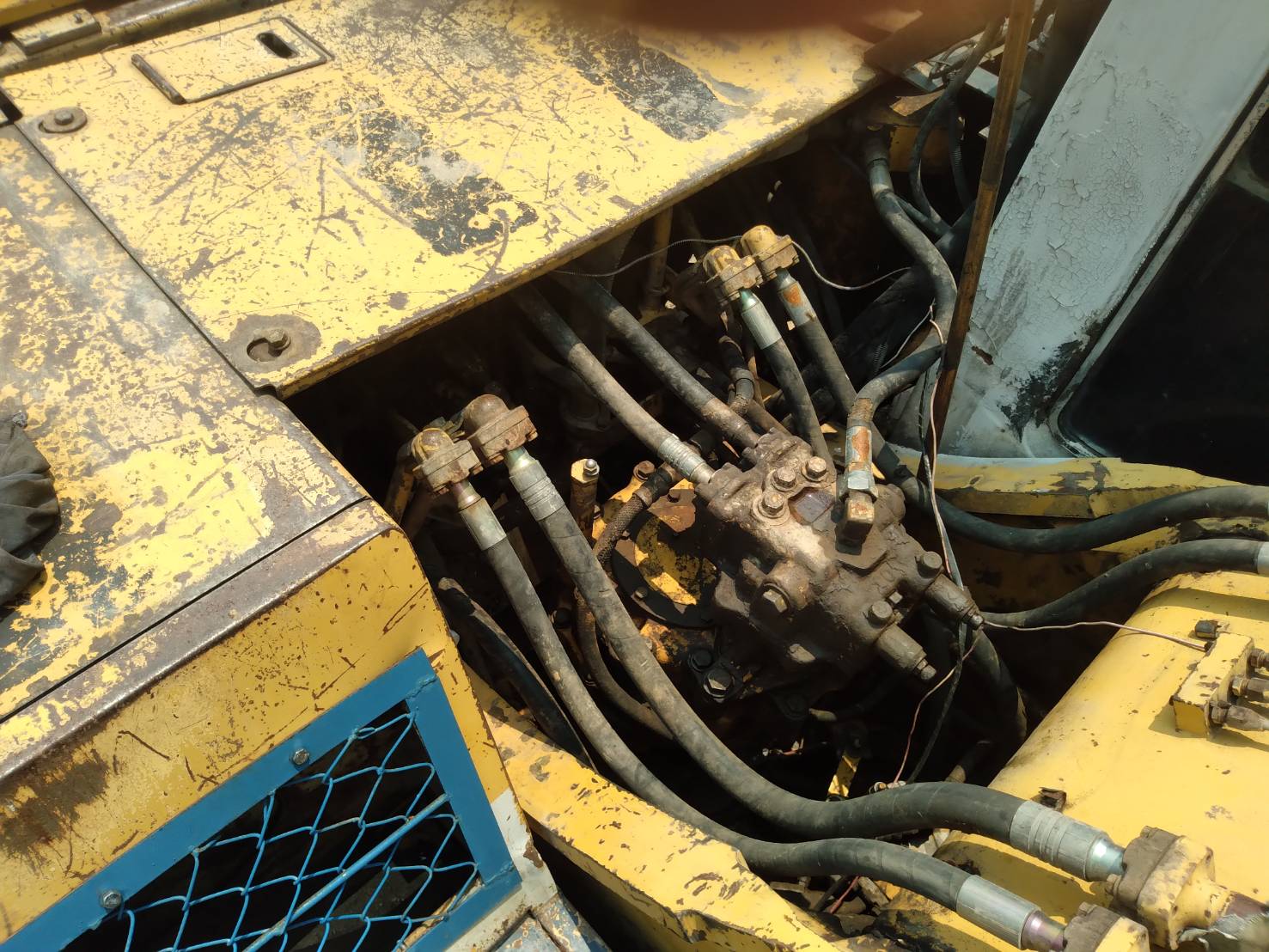 รถขุด โคมัตสุ PC200-5 รถบ้าน รถพร้อมใช้งาน เอกสารสัญญาซื้อขายธรรมดา มีคลิปการทำงานส่งให้ทางไลน์ได้ครับ รถขุด โคมัตสุ PC200-5 รถบ้าน รถพร้อมใช้งาน เอกสารสัญญาซื้อขายธรรมดา มีคลิปการทำงานส่งให้ทางไลน์ได้ครับ