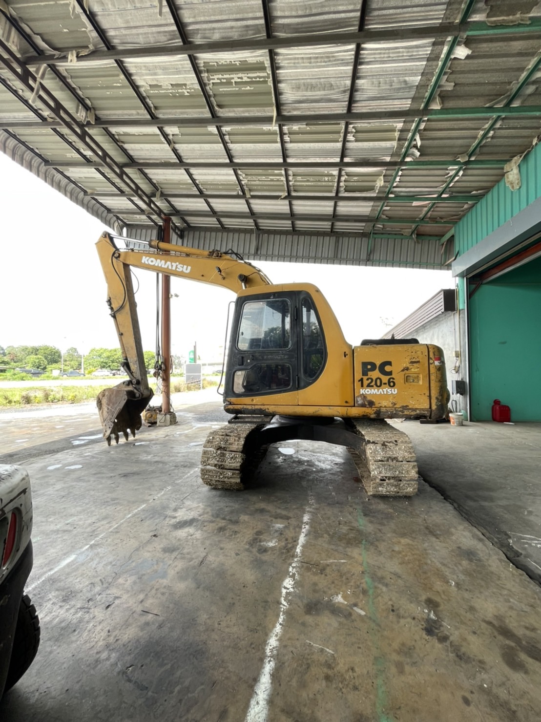 รถขุด KOMATSU PC120-6 รถพร้อมใช้งาน มีแอร์เย็นฉ่ำ มีเอกสารใบแจ้งจำหน่าย