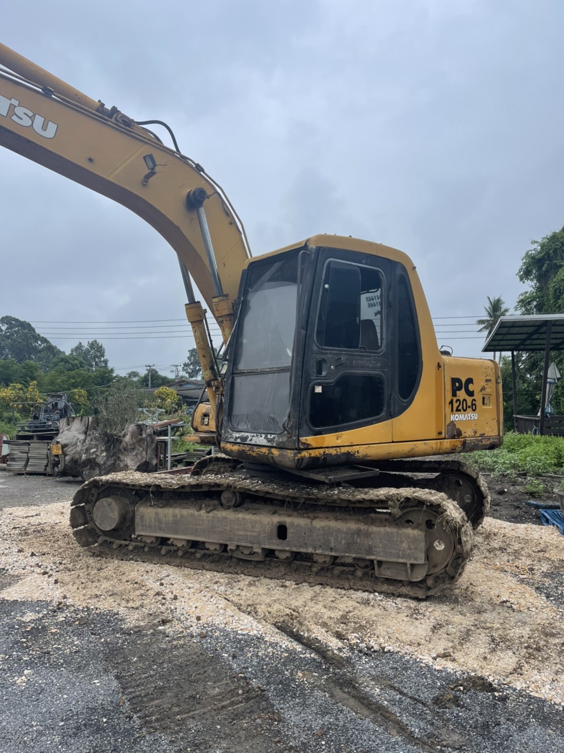 รถขุด KOMATSU PC120-6 รถพร้อมใช้งาน มีแอร์เย็นฉ่ำ มีเอกสารใบแจ้งจำหน่าย รถขุด KOMATSU PC120-6 รถพร้อมใช้งาน มีแอร์เย็นฉ่ำ มีเอกสารใบแจ้งจำหน่าย