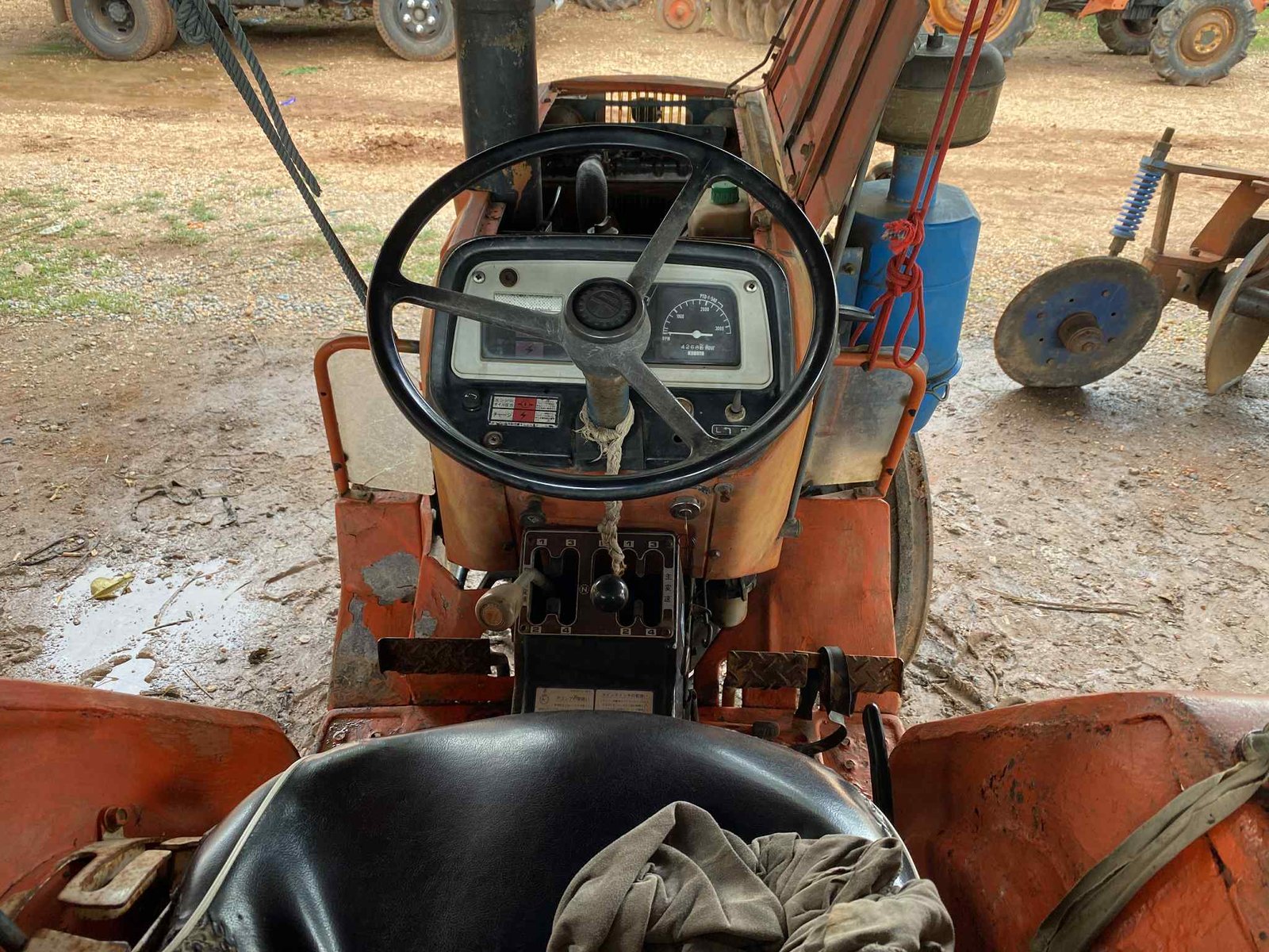 💥 รถไถ KUBOTA L2202 เพลาเดียว ขับได้ ราคาเบาๆ แค่ 45,000 บาท!