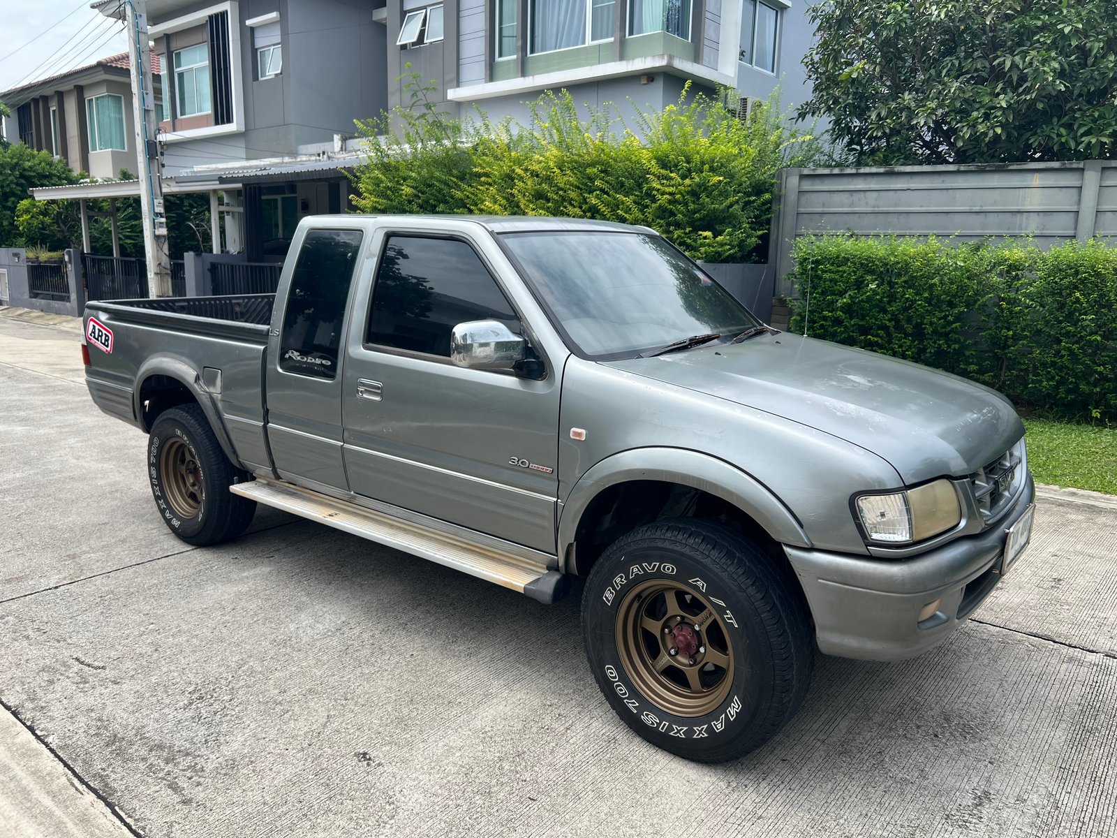 Isuzu 4x4 เครื่อง3000 เทอร์โบ Isuzu 4x4 เครื่อง3000 เทอร์โบ