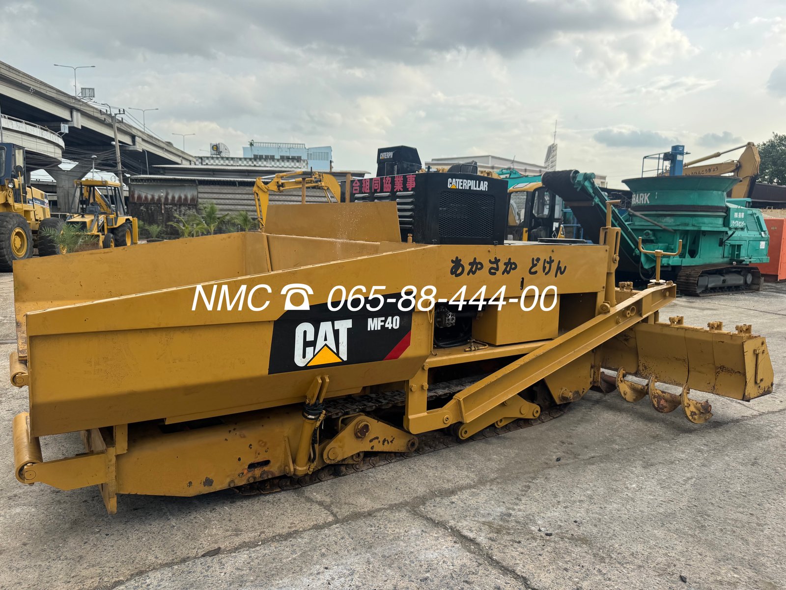 ขาย รถปูยางตีบตะขาบ 4 เมตร มือสองจากญี่ปุ่น MF40 🇯🇵 รถไม่เคยใช้งานในไทย ☎ ครีม 065-88-444-00 | Lin ขาย รถปูยางตีบตะขาบ 4 เมตร มือสองจากญี่ปุ่น MF40 🇯🇵 รถไม่เคยใช้งานในไทย ☎ ครีม 065-88-444-00 | Lin