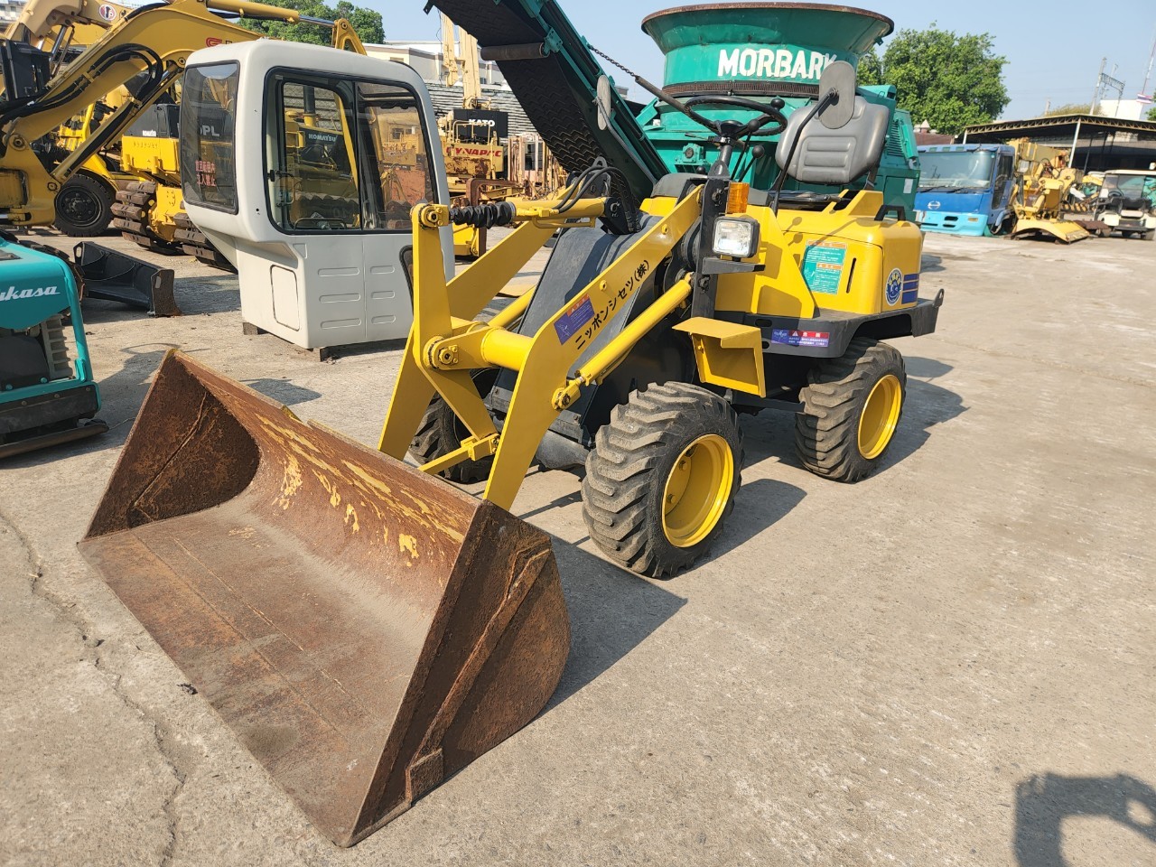 ขาย รถตักเล็ก เอวอ่อน มือสองจากญี่ปุ่น 🇯🇵 KOMATSU WA10 รถไม่เคยใช้งานในไทย ☎ ครีม 065-88-444-00 | ขาย รถตักเล็ก เอวอ่อน มือสองจากญี่ปุ่น 🇯🇵 KOMATSU WA10 รถไม่เคยใช้งานในไทย ☎ ครีม 065-88-444-00 |