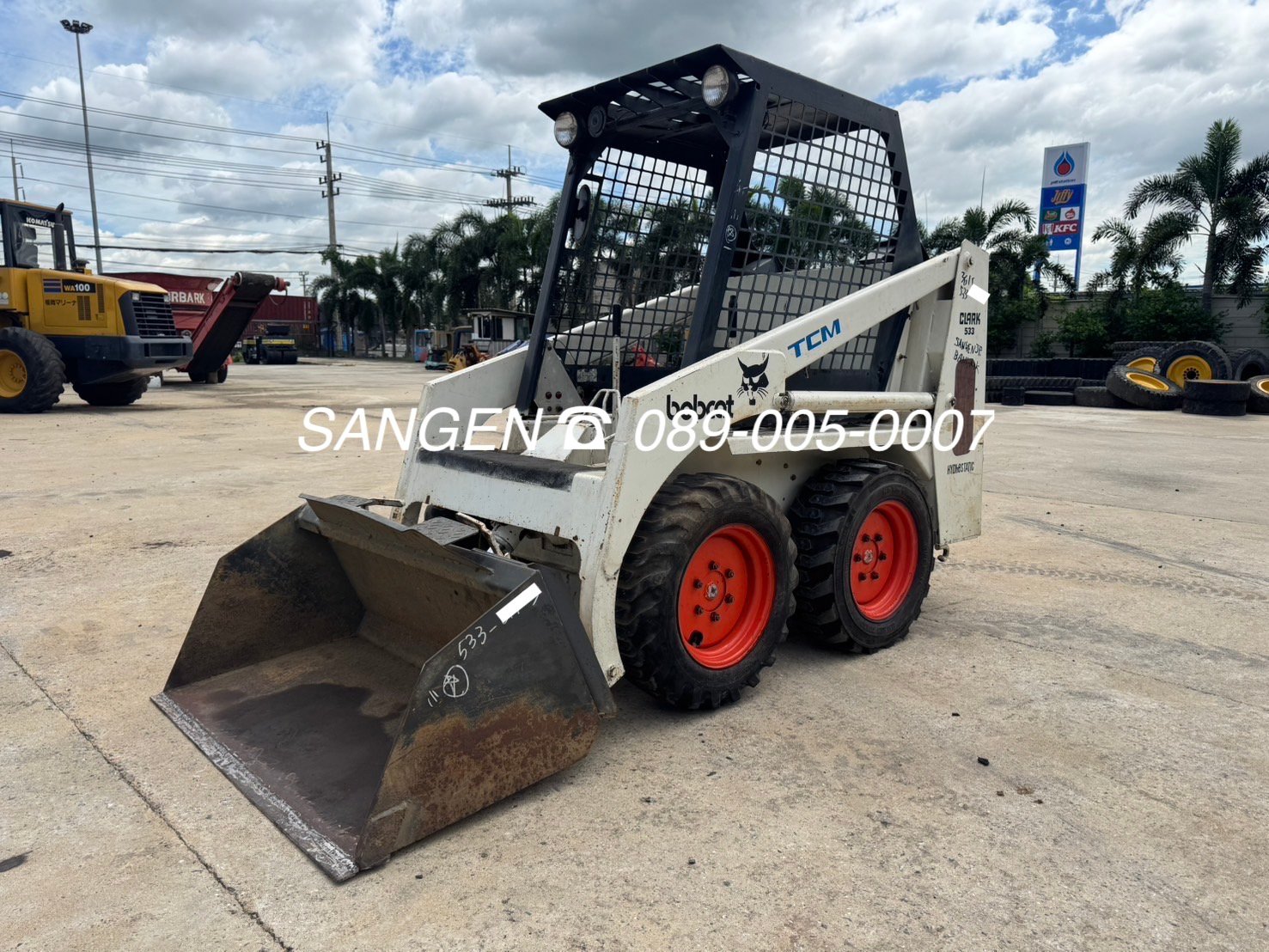ขาย รถตักเล็ก BOBCAT 533 มือสองจากญี่ปุ่น 🇯🇵 รถไม่เคยใช้งานในไทย , บ๊อบแคท 533 ☎ ครีม 065-88-444-0 ขาย รถตักเล็ก BOBCAT 533 มือสองจากญี่ปุ่น 🇯🇵 รถไม่เคยใช้งานในไทย , บ๊อบแคท 533 ☎ ครีม 065-88-444-0