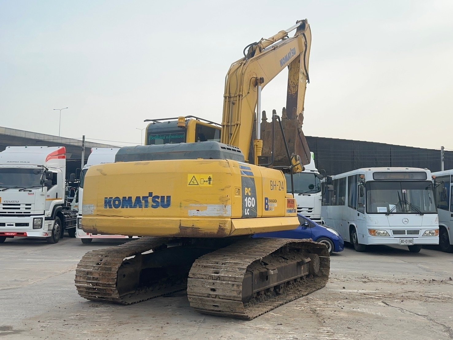 แมคโคร KOMATSU PC160LC-8 ปี 2012 พร้อมใช้งาน แมคโคร KOMATSU PC160LC-8 ปี 2012 พร้อมใช้งาน