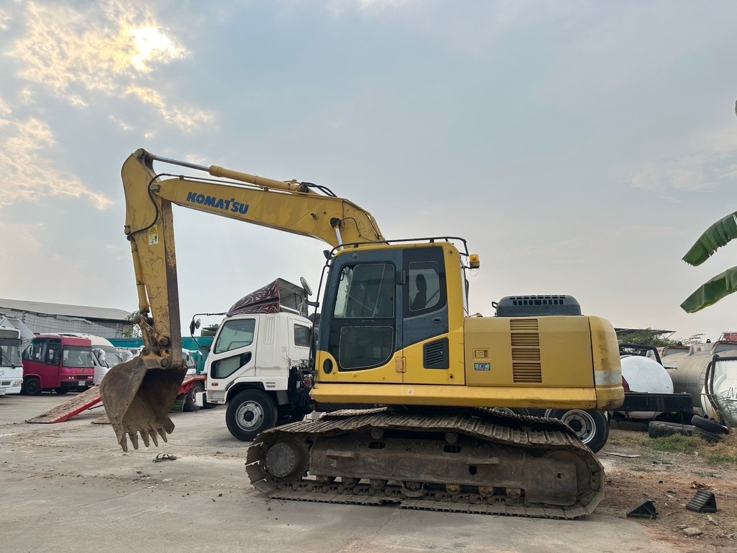 แมคโคร KOMATSU PC160LC-8 ปี 2012 พร้อมใช้งาน แมคโคร KOMATSU PC160LC-8 ปี 2012 พร้อมใช้งาน