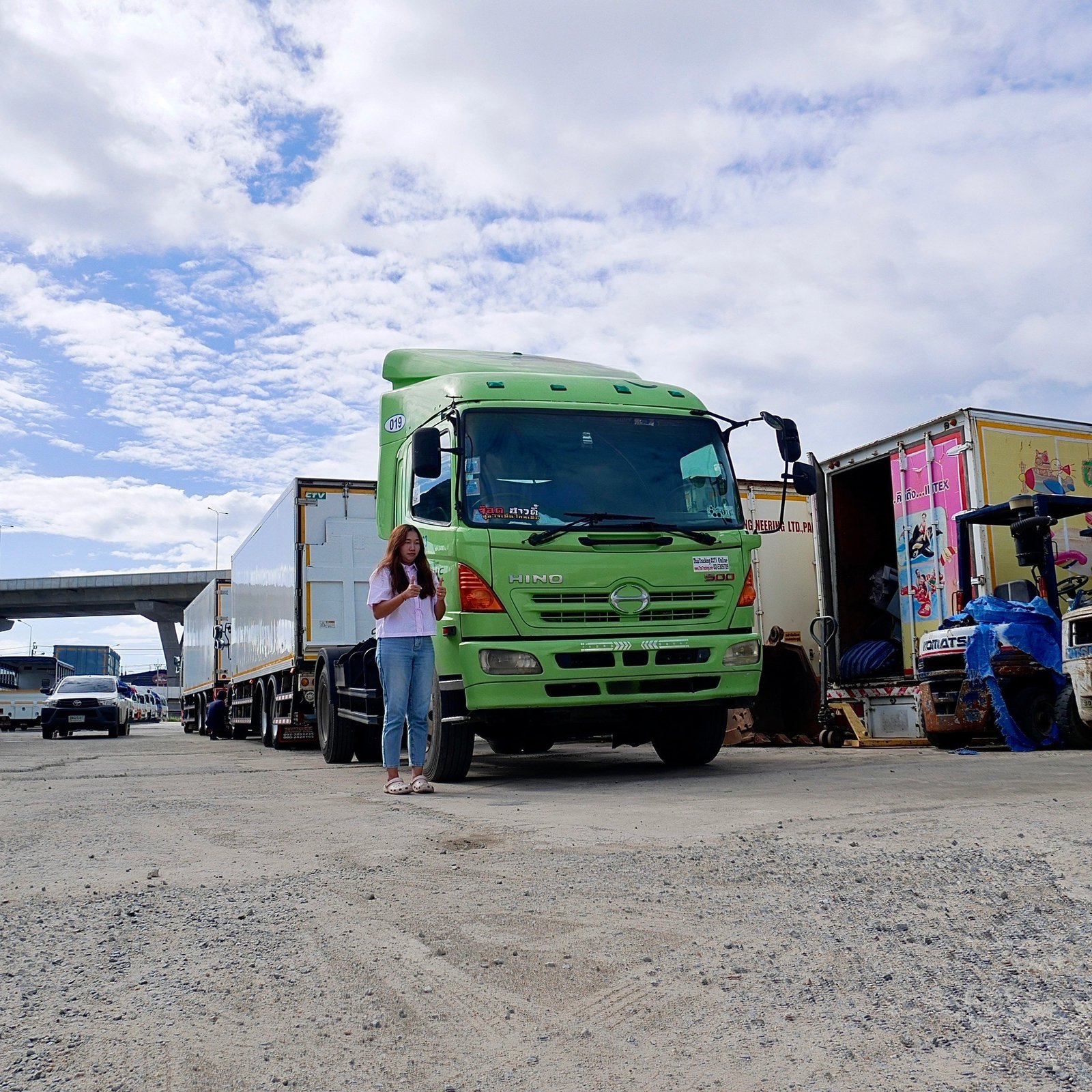 หัวลาก 6 ล้อ HINO FG8J 212 ปี 55