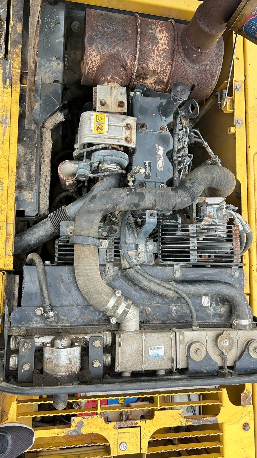 แมคโคร KOMATSU PC160LC-8 ปี 2012 พร้อมใช้งาน