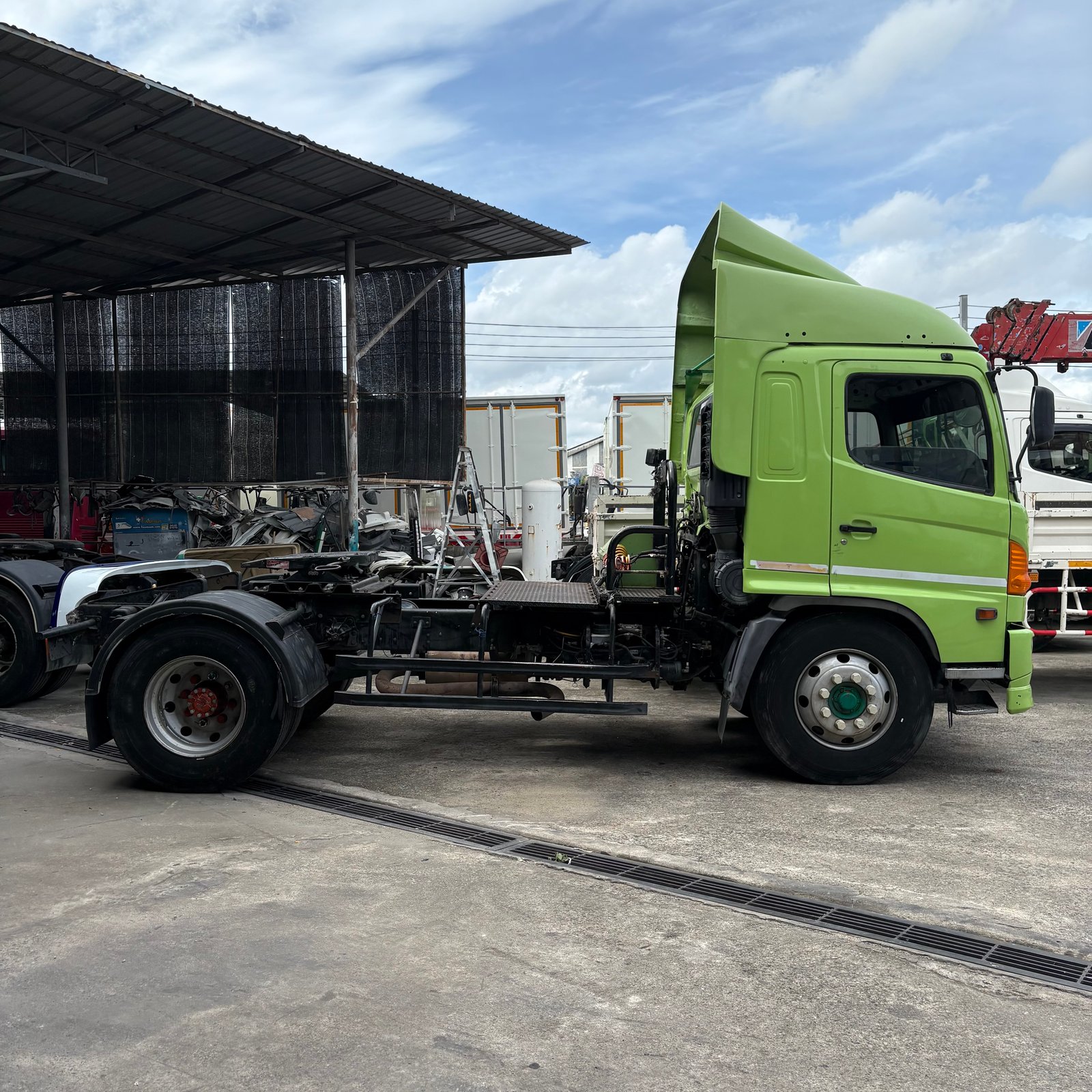 หัวลาก 6 ล้อ HINO FG8J 212 ปี 55 หัวลาก 6 ล้อ HINO FG8J 212 ปี 55